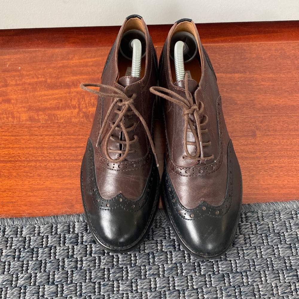 GEOX Respira two-tone WINGTIP dress shoe! Smart and sexy